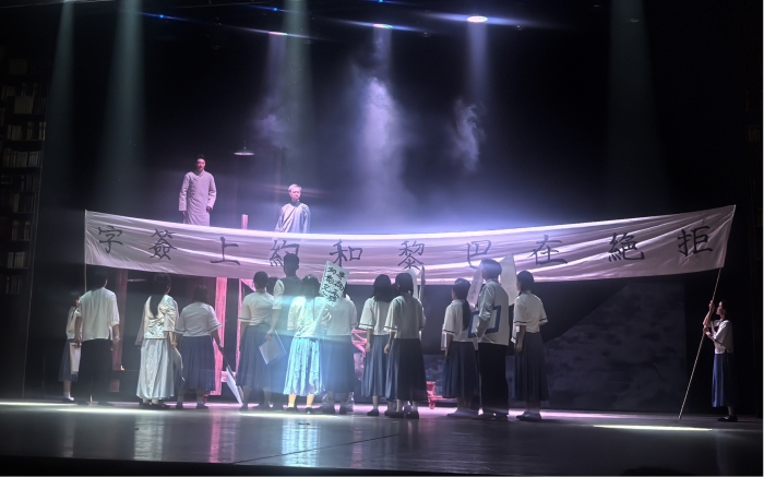 学思践悟丨以理想之炬 照实干之路 ——安振小贷公司党支部观《觉醒之破晓1921》凝初心聚合力